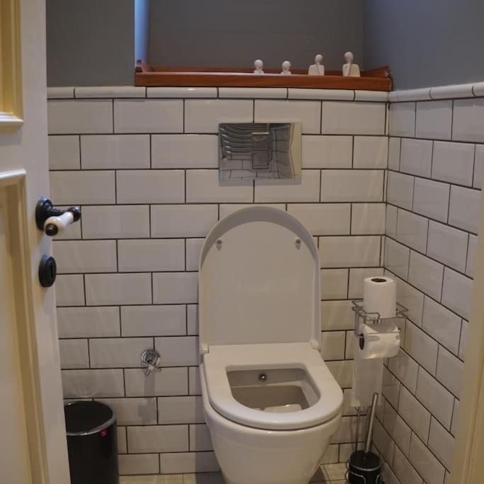 Galata Kulesi Yakininda Genis 3+1 Tarihi Daire İstanbul